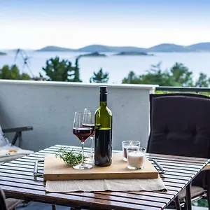 sestrice.hotelinzadar.com/
